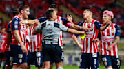 Los jugadores de Chivas que podrían irse en 2022